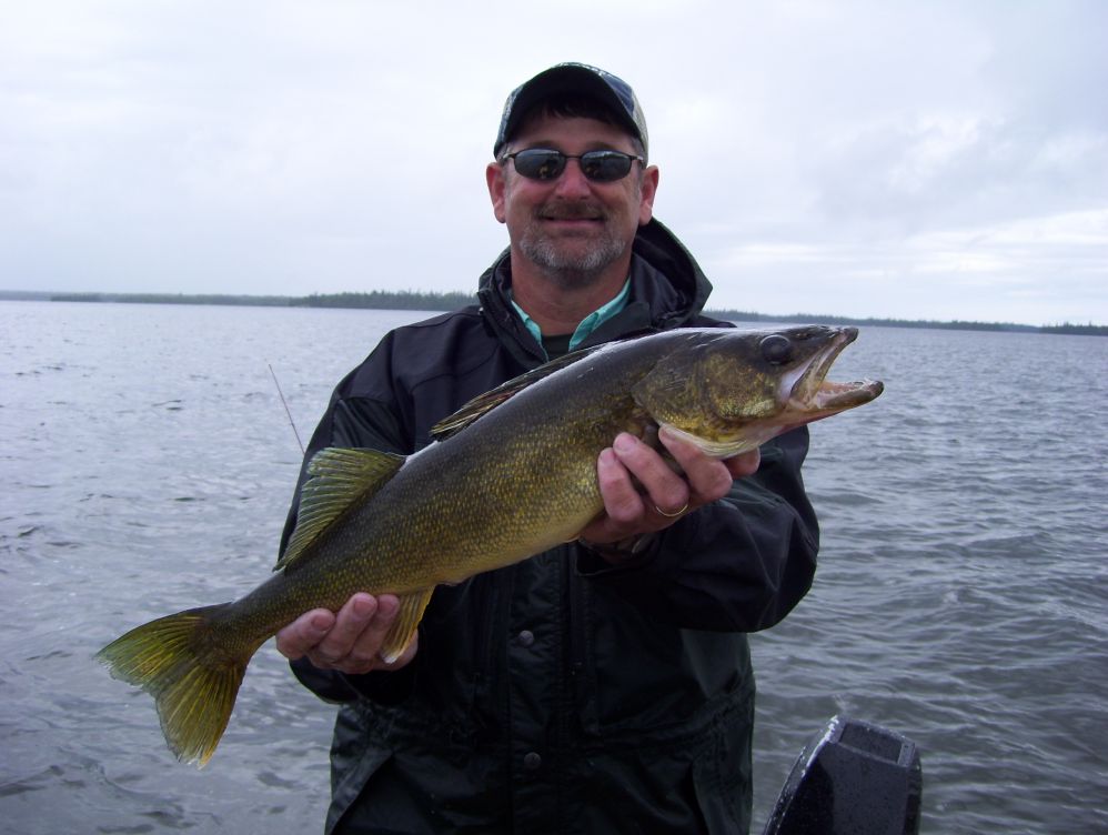 Walleye Fishing Northern Ontario - Esnagami